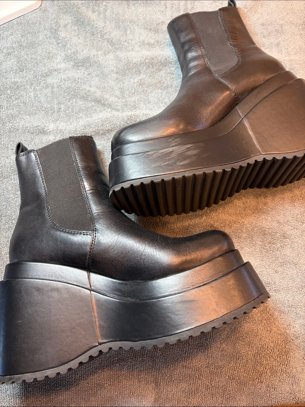 Steve Madden platform Chelsea boots W7 - Picture 4 of 8